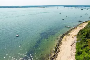 5 Pine Tree Ln, Tisbury, MA 02568 - Photo 20