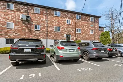 28 Westgate Rd #3, Boston, MA 02467 - Photo 6