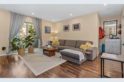 28 Westgate Rd #3, Boston, MA 02467 - Photo 8