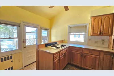 59 North Hatfield Rd, Hatfield, MA 01038 - Photo 4