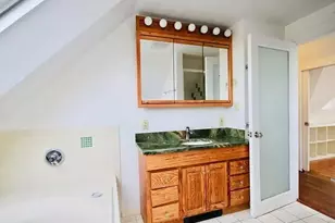 31 Jefferson St, Newton, MA 02458 - Photo 4