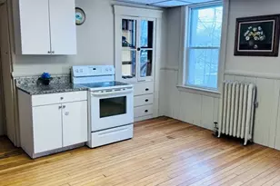 64 Charlotte St, Worcester, MA 01610 - Photo 16