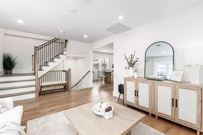 87 Lowell Ave #87, Watertown, MA 02472 - Photo 2