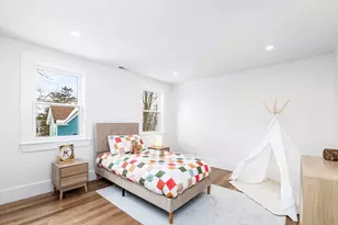 87 Lowell Ave, Watertown, MA 02472 - Photo 28