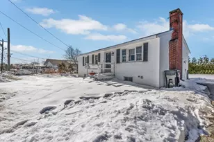 97 Bassett Ln, Barnstable, MA 02601 - Photo 2