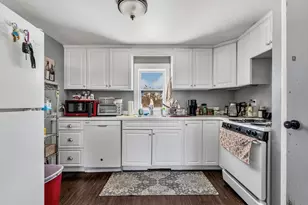 97 Bassett Ln, Barnstable, MA 02601 - Photo 6