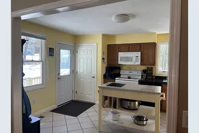 102 Maria Ave, Southbridge, MA 01550 - Photo 10