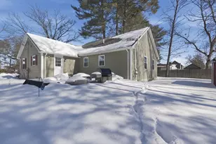 24 Holly St, Billerica, MA 01821 - Photo 32