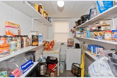 3 Saint Paul St #1, Westfield, MA 01085 - Photo 4