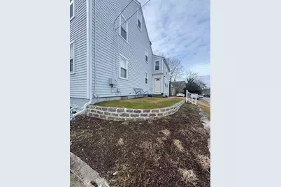 198 Main St #2W, Fairhaven, MA 02719 - Photo 12
