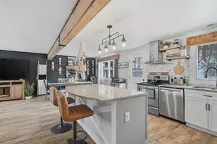 28 Old Jarvis Ave, Holyoke, MA 01040 - Photo 6