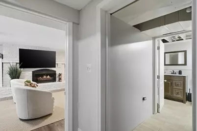 28 Old Jarvis Ave, Holyoke, MA 01040 - Photo 16