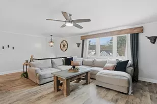 28 Old Jarvis Ave, Holyoke, MA 01040 - Photo 4