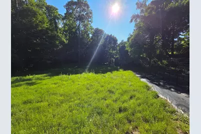 70 Summer Street, Palmer, MA 01079 - Photo 8