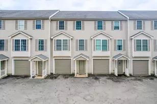 42 Rogers St, Tewksbury, MA 01876 - Photo 2