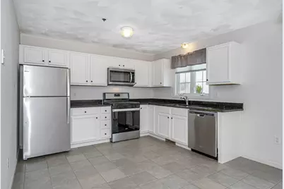 42 Rogers St #42, Tewksbury, MA 01876 - Photo 8