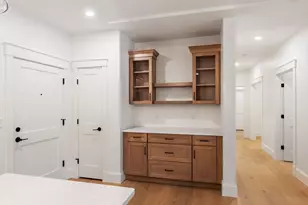 134 Court St, Plymouth, MA 02360 - Photo 8