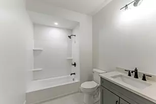 134 Court St, Plymouth, MA 02360 - Photo 18