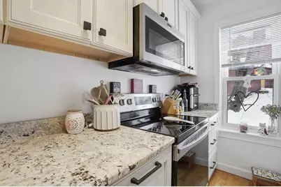 24 Ingleside Avenue, Worcester, MA 01604 - Photo 8