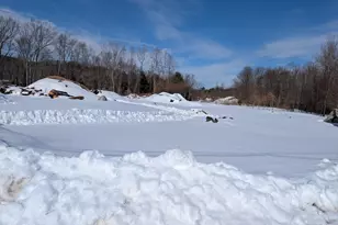 9 B Wellington Rd, Oxford, MA 01540 - Photo 6