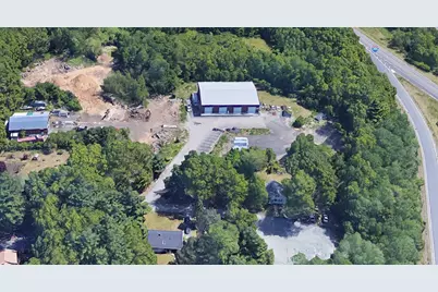 9 B Wellington Rd, Oxford, MA 01540 - Photo 4