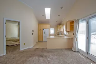 214 Alvord Pl, South Hadley, MA 01075 - Photo 8
