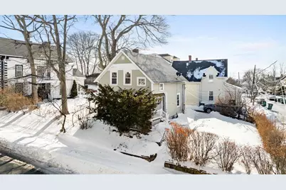 26 Sagamore St, Lynn, MA 01902 - Photo 2