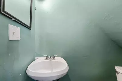 26 Sagamore St, Lynn, MA 01902 - Photo 18