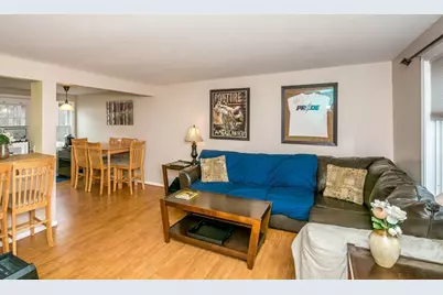 40 Roberts Dr #40, Bedford, MA 01730 - Photo 8