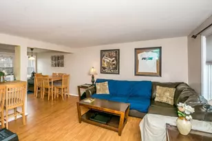 40 Roberts Dr, Bedford, MA 01730 - Photo 8