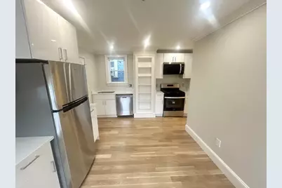 190 3rd Street #3, Cambridge, MA 02141 - Photo 4