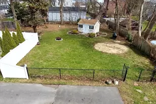 19 Harrison St, Taunton, MA 02780 - Photo 2