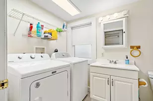 78 Essex St, Marlborough, MA 01752 - Photo 12