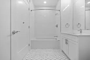 301 Border St, Boston, MA 02128 - Photo 18