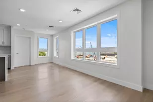 301 Border St, Boston, MA 02128 - Photo 8