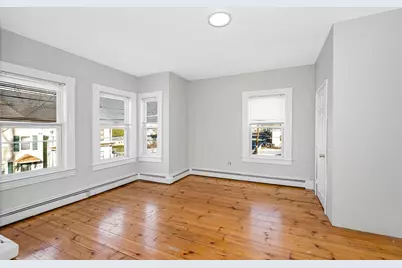 339 Lincoln St #2, Lowell, MA 01852 - Photo 8