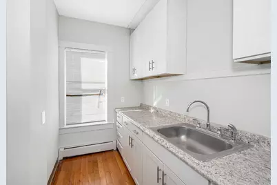 339 Lincoln St #2, Lowell, MA 01852 - Photo 4