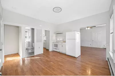 339 Lincoln St #2, Lowell, MA 01852 - Photo 1