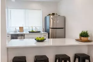 585 Shirley St, Winthrop, MA 02152 - Photo 4