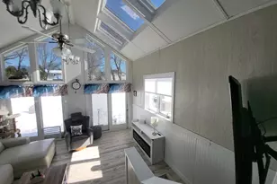 347 Lake St, Haverhill, MA 01832 - Photo 6