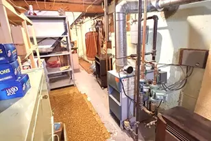 121 Mallowhill Rd, Springfield, MA 01129 - Photo 10