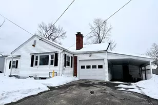 121 Mallowhill Rd, Springfield, MA 01129 - Photo 1