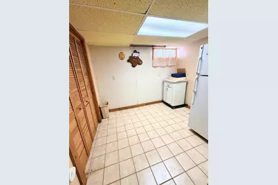 121 Mallowhill Rd, Springfield, MA 01129 - Photo 8