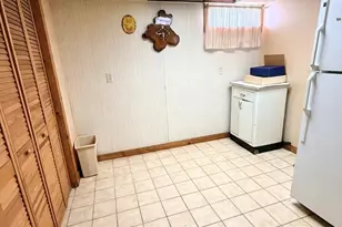 121 Mallowhill Rd, Springfield, MA 01129 - Photo 8