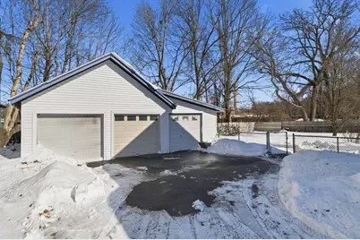 161 Dorset St, Springfield, MA 01108 - Photo 38