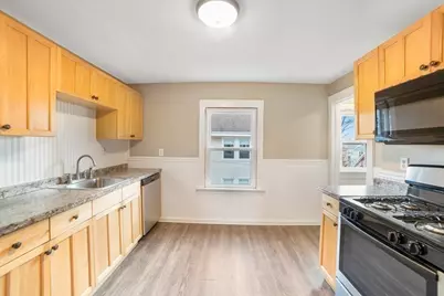 22 Ridgeway St #2, Quincy, MA 02170 - Photo 4