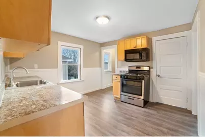 22 Ridgeway St #2, Quincy, MA 02170 - Photo 1