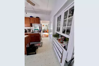 14 Fairview Ave #4, Saugus, MA 01906 - Photo 10