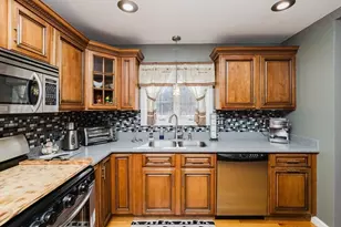 107 Spring Ln, Dartmouth, MA 02747 - Photo 30