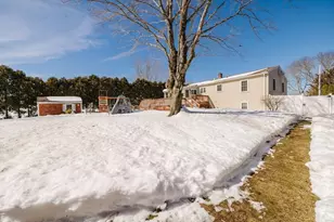 107 Spring Ln, Dartmouth, MA 02747 - Photo 10